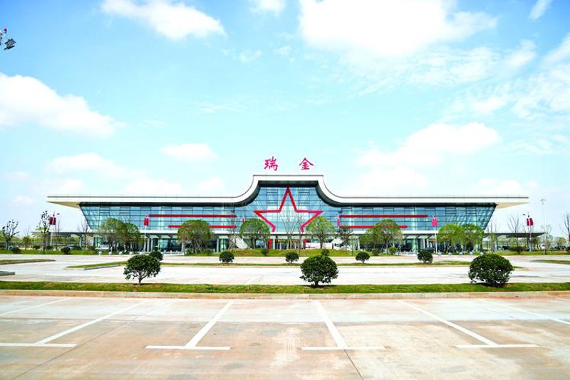 瑞金贸易公司的行业动态观察与解析